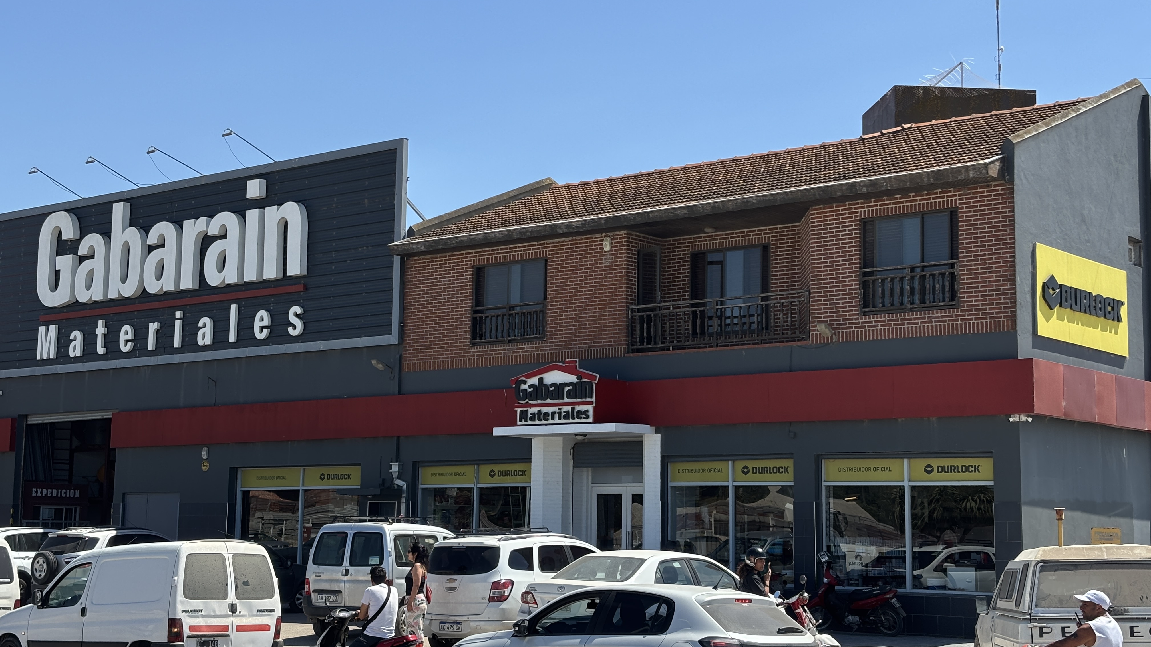 Estacionamiento propio